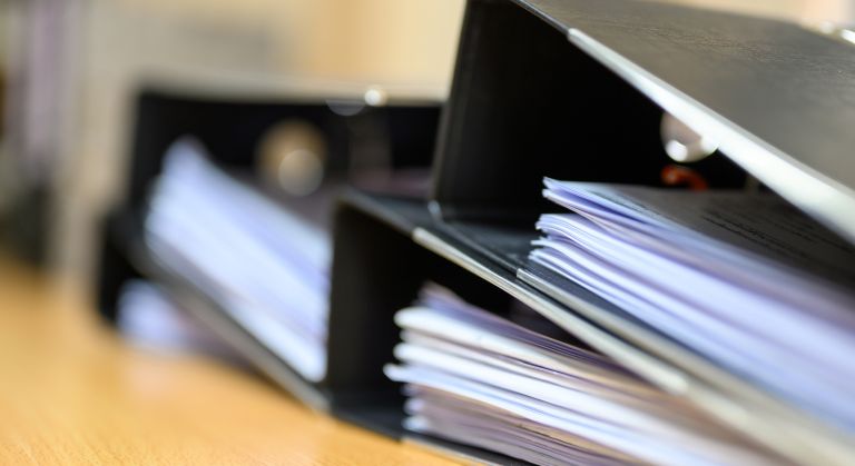 segregatory z dokumentami